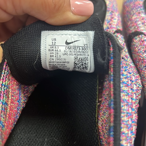 Nike flynit racer mens 10.5/womans 12 - Picture 3 of 8